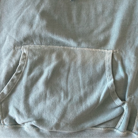 Champion hoodie with front pocket - Picture 6 of 7